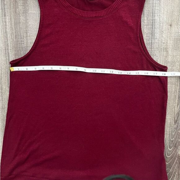 A New Day Sleeveless Top - Medium - Picture 7 of 8